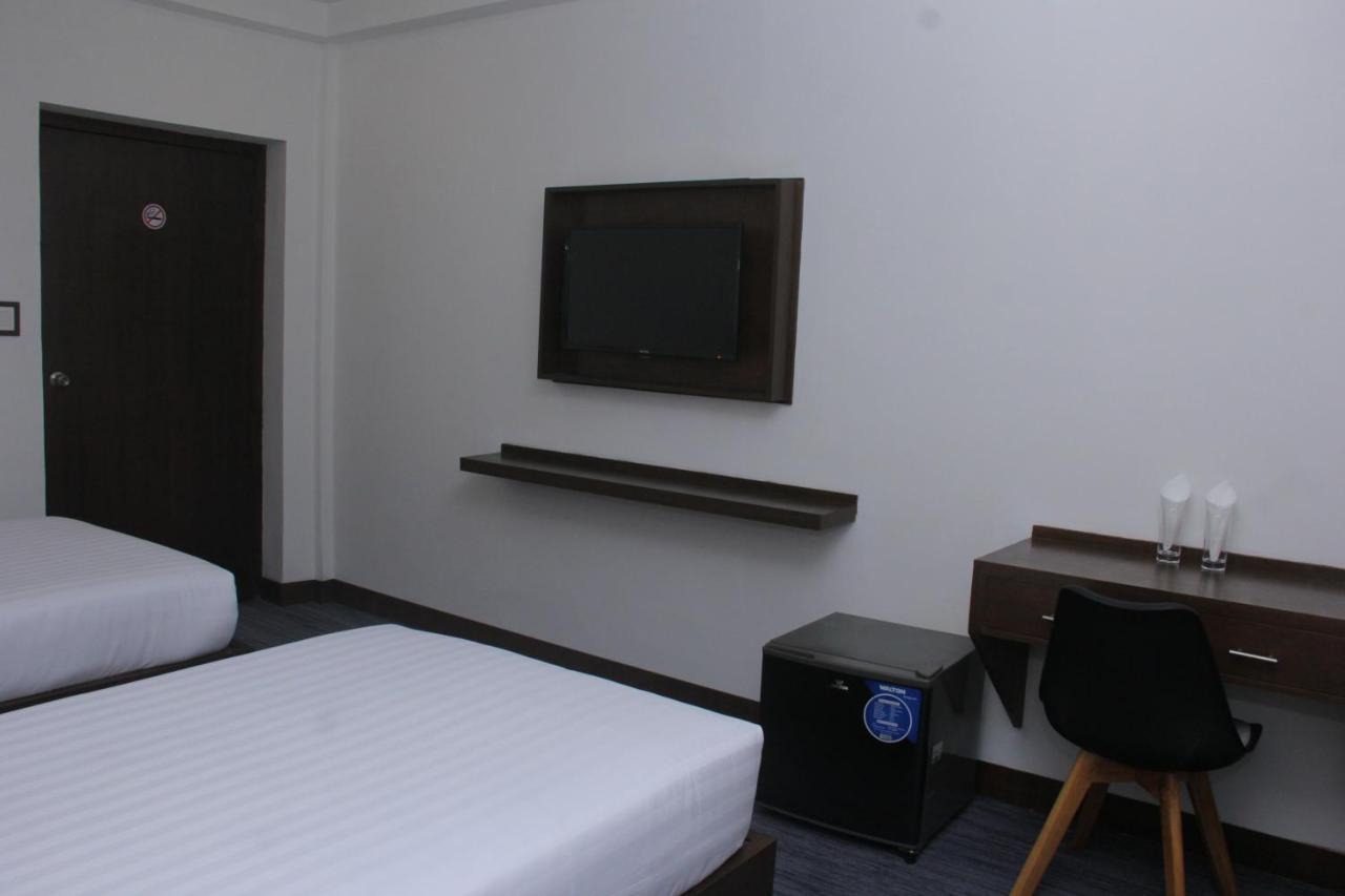 Hotel Zakaria International ธากา ภายนอก รูปภาพ